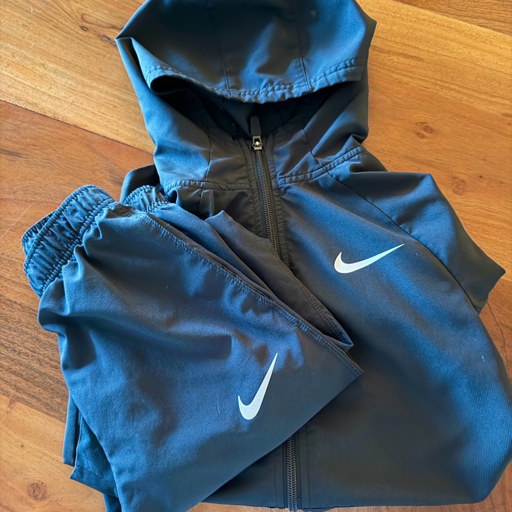 Kids Nike dry fit Black Tracksuit set- unisex